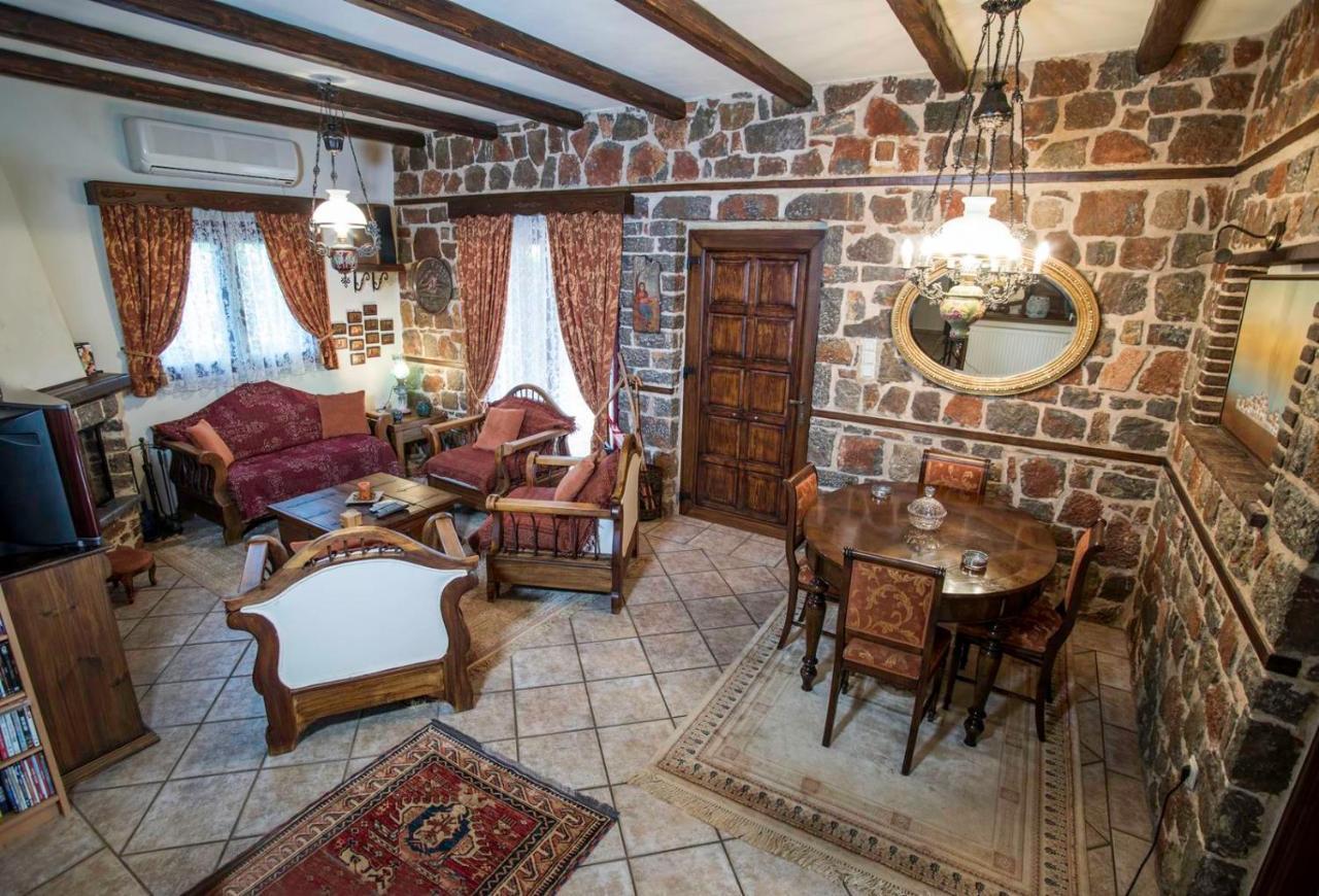 Galaxidi Mansion Villa ภายนอก รูปภาพ
