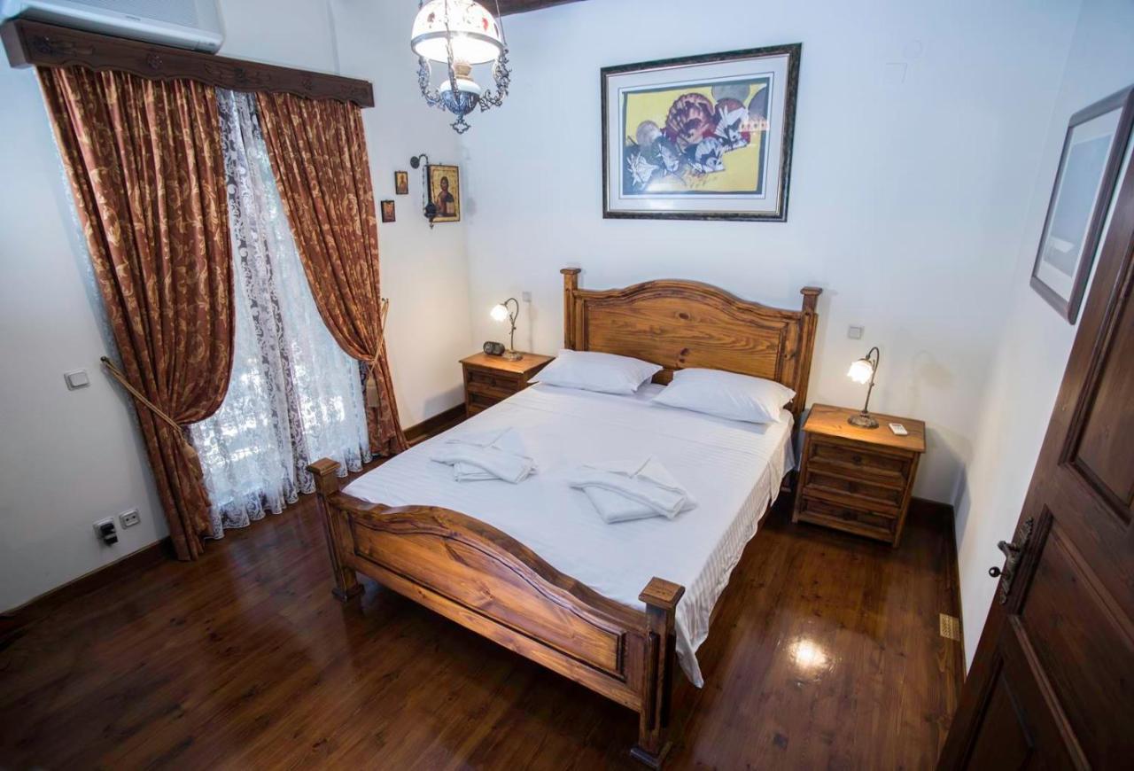Galaxidi Mansion Villa ภายนอก รูปภาพ