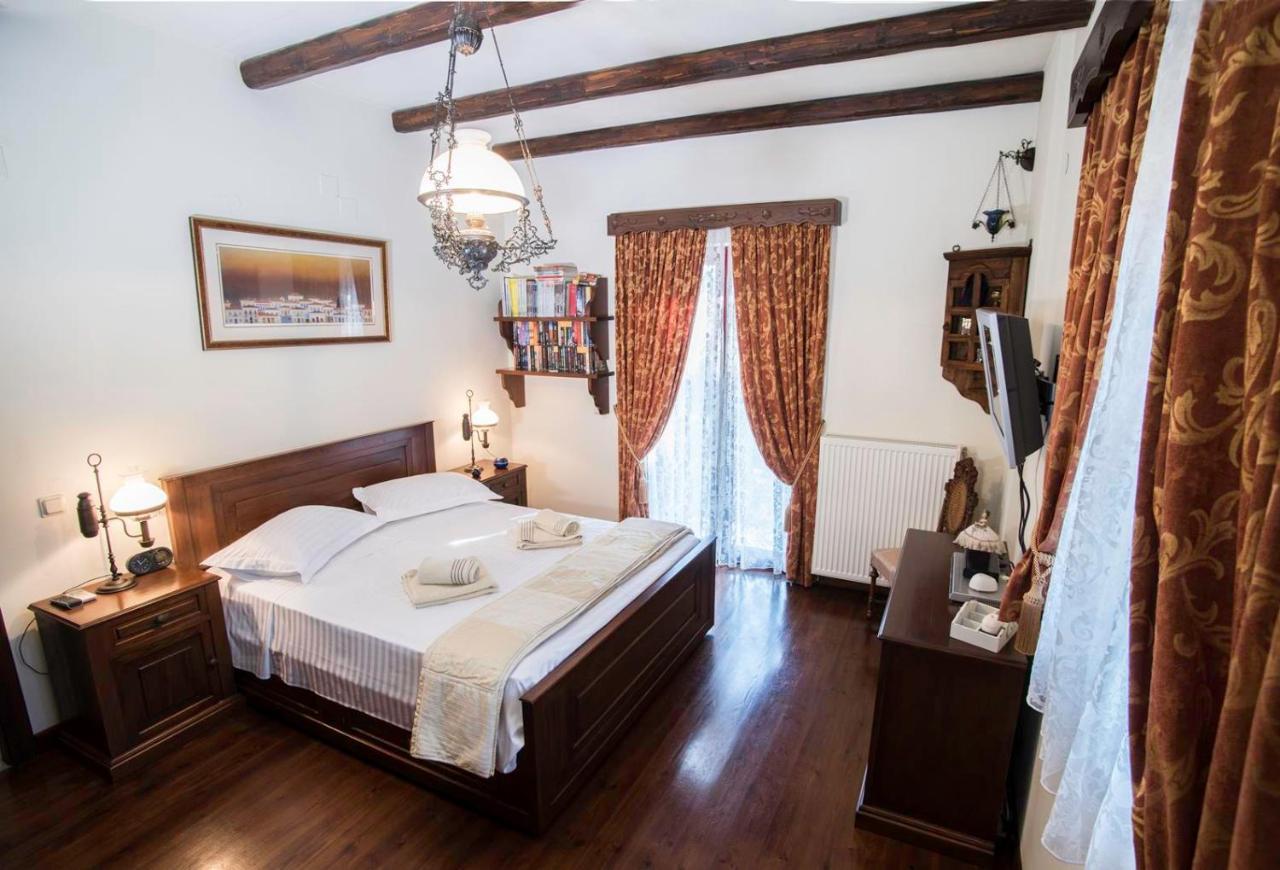 Galaxidi Mansion Villa ภายนอก รูปภาพ